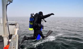 standard scuba dive equipment intro