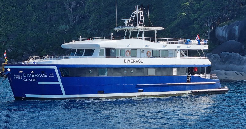 DiveRACE Class E Liveaboard dive boat