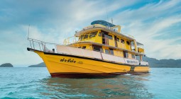 Marco Polo Liveaboard dive boat similan islands