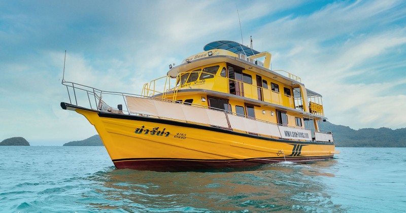 Marco Polo Liveaboard dive boat similan islands